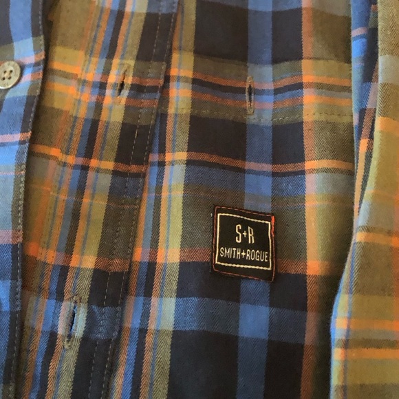 Like new smith and rogue men’s plaid buttons up size small - Picture 4 of 4